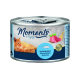 Katze Futterdose mit einer orangefarbenen Katze, die neben einer Dose mit der Aufschrift "Moments to enjoy" mit Pacific Tuna und hochwertigen Filet-Grafiken entspannt.
