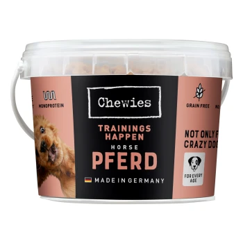 Trainings-Happen Monoprotein-Snack 300g Pferd Behälter mit Chewies-Hundeleckerlis, beschriftet mit "TRAININGS HAPPEN HORSE PFERD", getreidefrei, hergestellt in Deutschland, geeignet für alle Altersgruppen.