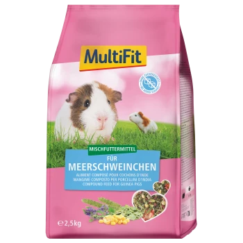 Pink MultiFit 2.5 kg guinea pig feed bag labeled "Für Meerschweinchen", pictured guinea pigs and heart-shaped feed window