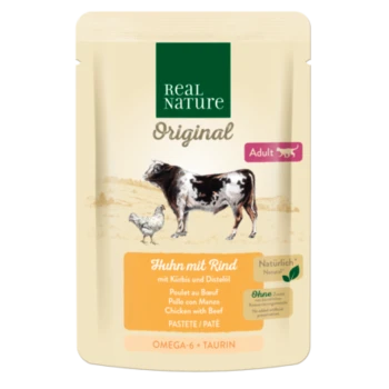 Pouch of Real Nature Original pet food for adults with chicken, beef, pumpkin, and oil, featuring "Huhn mit Rind" and cow/chicken illustrations.