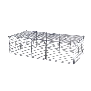 Une grande cage à fil rectangulaire pour animaux de compagnie avec une porte à charnière, conçue pour les petits animaux comme les lapins ou les cobayes.
