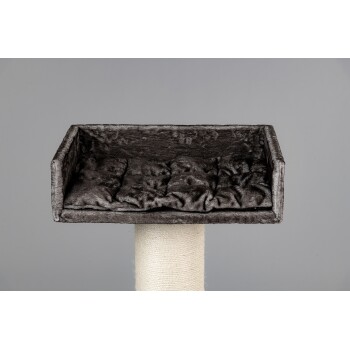 Graues plüschiges Katzenbett mit einer gepolsterten Oberfläche, montiert auf einem mit Sisal umwickelten Pfosten, vor einem neutralen Hintergrund.