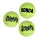 Drei neon-gelbe KONG SqueakAir tennisähnliche Hundespielzeuge, zwei mit der Aufschrift „SqueakAir“ und eines mit „KONG“.