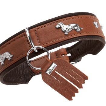 Braunes Leder-Hundehalsband mit silbernen Dackel- und Herznieten, Metall-D-Ring und Quastenanhänger mit Prägung HUNTER