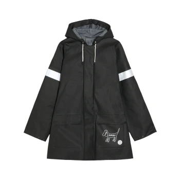 Schwarzer wasserdichter Hunderegenmantel mit Kapuze, mit reflektierenden Streifen und einer weißen Hundegrafik mit dem Text "Barkalot".