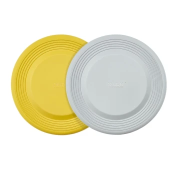 Frisbee-Set Zwei Haustierfutterschalen, eine gelbe und eine graue, mit einem gerippten Design und dem Markennamen 'piupet', der auf der Oberfläche eingeprägt ist.