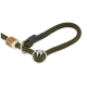 Olivgrünes geflochtenes Seil-Hundehalsband mit Metallringen und Holzperlendetail.