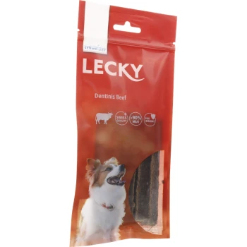 Rote Verpackung für Lecky Dentinis Rindfleisch-Hundeleckerlis mit einem glücklichen Hund auf der Vorderseite, mit Ansprüchen an Schweizer Qualität und 90% Fleisch.