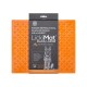 LickiMat Buddy LARGE in Orange, entworfen, um Hunde zu unterhalten und Stress abzubauen. Der Text hebt Vorteile und Anwendungshinweise hervor.