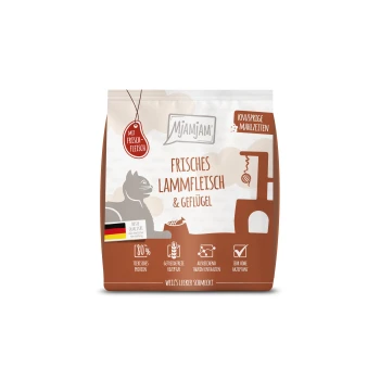 MjAMjAM Tierfuttertüte mit der Aufschrift 'Frisches Lammfleisch & Geflügel', einer Katzensilhouette, einem Futternapf mit Trockenfutter und der deutschen Flagge.
