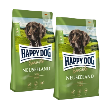 Zwei grüne Beutel Happy Dog Sensible Neuseeland Lamm Hundefutter für erwachsene Hunde über 11 kg, hergestellt in Deutschland.