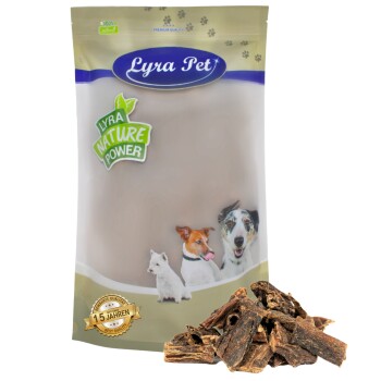 Lyra Hundeleckerlipaket mit "100% natürlich" und "LYRA NATURE POWER," mit drei illustrierten Hunden und Leckerli-Stücken.