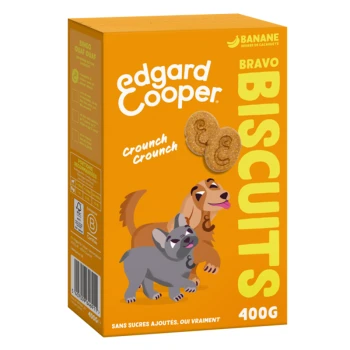 Emballage des biscuits Edgard Cooper Bravo présentant un chien joueur et un chat, avec le texte "Crunch Crunch" et "400G" affiché en évidence.