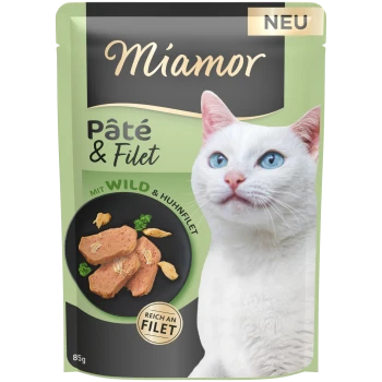 Miamor Katzenfutterbeutel 'Pâté & Filet' mit einer weiß-blauäugigen Katze, einem Teller mit Pastetenstücken und dem Aufkleber 'NEU'.