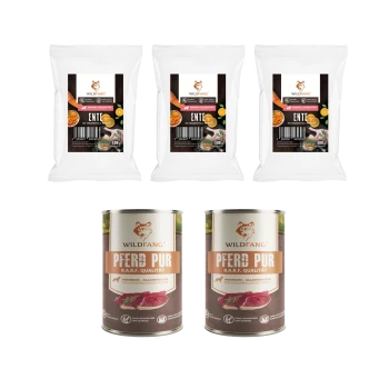 Wildfang Haustierfutterprodukte, darunter drei 100g Entensnacks und zwei Dosen Pferd Pur B.A.R.F. Hundefutter.