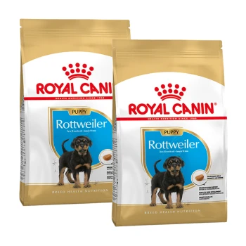 Zwei Beutel Royal Canin Rottweiler Welpenfutter, mit einem jungen Rottweiler-Welpen auf der Vorderseite, beschriftet für Welpen bis zu 10 Monaten.