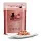 Catz finefood Classic Katzenfutter, 300g rosa Beutel, Geflügel auf einem weißen Teller, mit Etiketten für keinen Zuckerzusatz und keine Tierversuche.