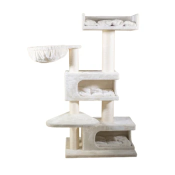 Ein mehrstöckiger Katzenbaum in Cremefarbe mit mehreren Plattformen, gemütlichen Betten und einer hängenden Hängematte für Katzen zum Entspannen und Spielen.