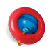 Rotes und blaues KONG-Haustierspielzeug mit herausfallenden Leckereien, entworfen für interaktives Spielen und geistige Anregung für Hunde.