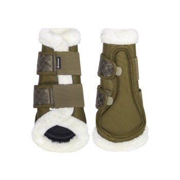 Ein Paar olivgrüne Haustierstiefel mit weichem weißen Fleecefutter und verstellbaren Riemen, entworfen für Komfort und Schutz.