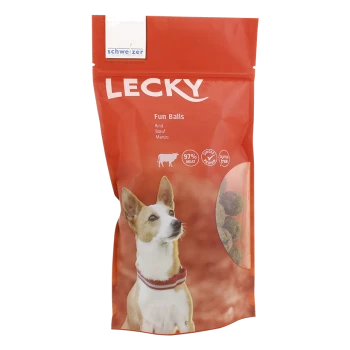 Rote Verpackung für Lecky Fun Balls Hundeleckerlis, mit einem Hund auf der Vorderseite, mit Text, der 97% Fleisch, glutenfrei und Geschmäcker: Rindfleisch angibt.