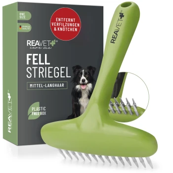 Grünes Hundepflegewerkzeug mit Metallzähnen, beschriftet "REAVET care me FELL STRIEGEL MITTEL-LANGHAAR," entworfen für mittel- bis langhaarige Hunde.