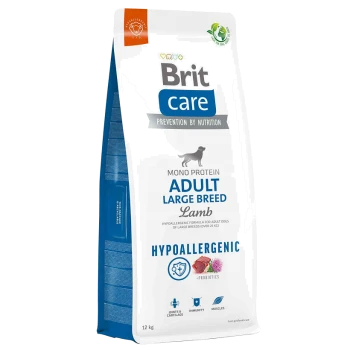 Tüte mit Brit Care Hundefutter für große erwachsene Rassen, 12 kg, mit Lamm als Hauptzutat, als hypoallergen mit Probiotika gekennzeichnet.
