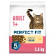 Perfect Fit Katzenfutterbeutel mit getigerter Katze; sichtbare Beschriftung „ADULT 1+“, „PERFECT FIT“, „REICH AN HUHN“, „2,8 kg“.