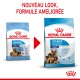 Deux sacs de nourriture pour chiens Royal Canin avec de nouveaux designs : à gauche "Starter Mother & Babydog MAXI," à droite "1-2 mois" et "Étape 2."