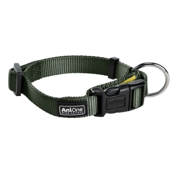 Collier pour animaux de compagnie en nylon vert avec une boucle noire et un anneau en D en métal, portant le logo "AniOne Wild Variety".