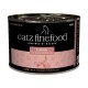 Catz Finefood Katzenfutterdose, Lammgeschmack mit Nachtkerzenöl, schwarzes und pinkes Etikett, hergestellt in Deutschland.
