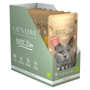 Bio Nassfutter Katze Adult in Gelee Multipack 2 x 3 Sorten Präsentationsbox mit CAT'S LOVE Katzenfutterbeuteln, mit den Aufschriften '100% Bio' und 'Erwachsene', mit dem Gesicht einer grauen Katze auf der Verpackung.