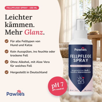 Eine Flasche Pawlie's Fellpflege Spray mit dem Etikett "100% natürliche Inhaltsstoffe" steht neben einer schlafenden Katze. Text: "NATÜRLICHE PFLEGE OHNE PARFÜM."