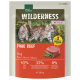 Real Nature Wilderness kittenvoerzakje met twee gestreepte kittens, 'Pure Beef' label, afbeelding van rauw rundvlees, 65% rund, 300g.