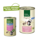 Deux boîtes de nourriture pour animaux de Real Nature : une boîte verte étiquetée "Junior" avec une étiquette rose, et une boîte beige étiquetée "Original" avec "Kanichen & Pute."