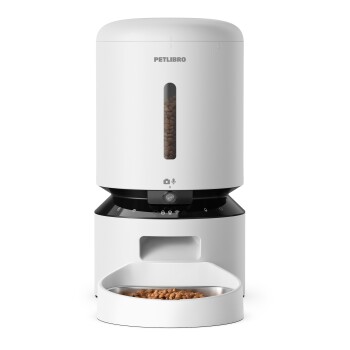 Automatischer Futterspender von Petlibro, mit einem transparenten Futterbehälter, einer Edelstahlschüssel und Steuerknöpfen an der Basis.