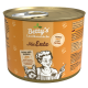 Dosen-Hundefutter, beschriftet mit "Betty's Landhausküche Mit Ente", mit einer Illustration eines Kochs und eines Hundes, mit einem Zuglaschen-Deckel.