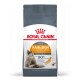 Royal Canin Hair & Skin kattenvoer zak, met een afbeelding van een kat, benadrukt ondersteuning voor een gezonde huid en een glanzende vacht, met de tekst 'Proven Results'.