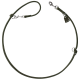 Eine grüne Leder-Hundeleine mit einem Metallclip und einem dekorativen Anhänger, mit einem einfachen, eleganten Design.