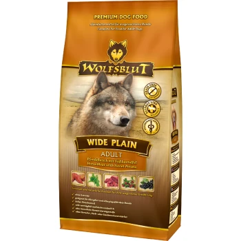 Premium-Hundefutterbeutel mit der Aufschrift "WOLFSBLUT WIDE PLAIN", der Pferdefleisch und Süßkartoffel enthält, mit Bildern von Zutaten und tierärztlicher Genehmigung.