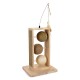 Zabawka dla kota z trzema teksturowanymi kulkami na drewnianym stojaku, z piórkiem i koralikowym dodatkiem do interaktywnej zabawy.