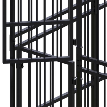 Schwarzer Metallhaustierkäfig mit vertikalen Stäben und einem sicheren Schlossmechanismus, entworfen für eine sichere Haustierunterbringung.