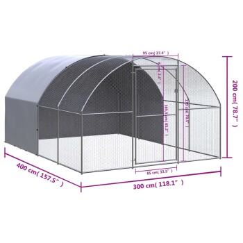 Großes Außengehege für Haustiere mit einem gewölbten Dach, Metallrahmen und Drahtgeflecht. Abmessungen: 400 cm, 300 cm, 200 cm.