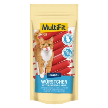 Verpackung für Katzensnacks zeigt eine verspielte orangefarbene Katze, die sich die Lippen leckt, mit roten Wurstleckereien und dem Text 'Keine zugesetzten Zucker.'