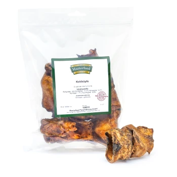 Rinderkehlköpfe 5 kg Eine klare Plastiktüte mit getrockneten Hundeleckerlis, die mit "Kehlköpfe" von Masterfeed beschriftet ist, mit Nährwertinformationen, die 60 % Protein und 13,1 % Fett enthalten.