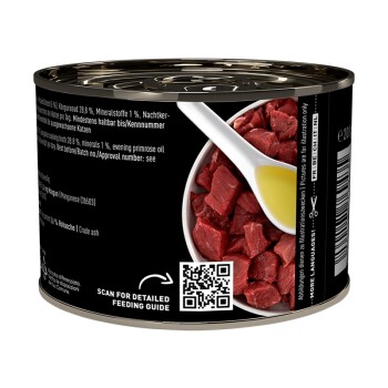 Dose mit rohem Kängurufleisch-Katzenfutter mit Nachtkerzenöl, QR-Code für Fütterungsanleitung und mehrsprachigem Text auf schwarzem Etikett.
