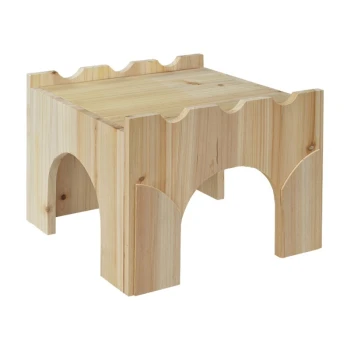 Tabouret pour animaux en bois avec un design en arc, comportant un dessus lisse et des découpes sur les côtés, idéal pour les petits animaux.