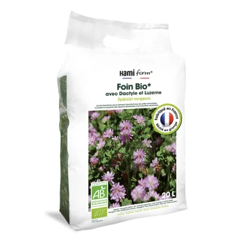 Sac de foin biologique étiqueté 'Foin Bio' avec dactyle et luzerne, présentant une image florale, taille 20L, et certification d'origine française.