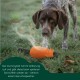 Oranger, robuster Hundetrainingsdummy mit grünem Griff und Seil, neben einer 1-Euro-Münze zum Größenvergleich.