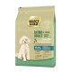 Gold Mini Adult Hundefutterbeutel (5-10 kg) für Hunde über 8 Monate, beschriftet mit "Sensibel," mit Lachs, Kartoffel und einem Bild eines weißen Puddels.